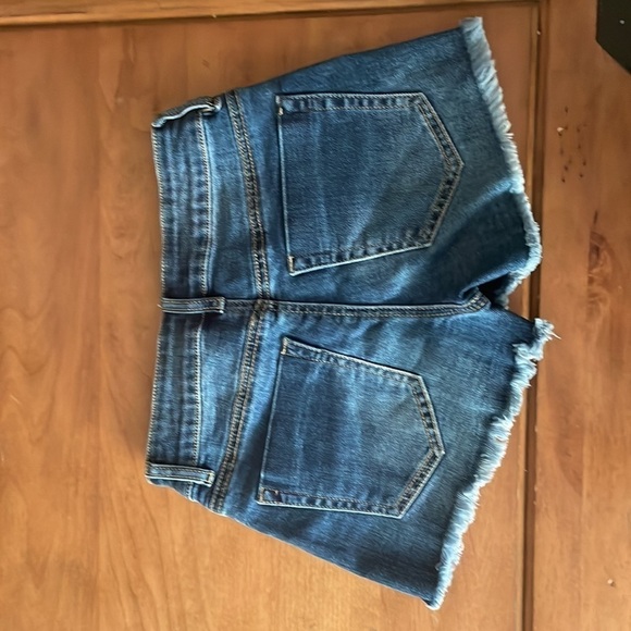 Forever 21 Denim Shorts Size 26 - Picture 7 of 10